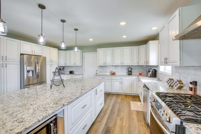 6576 E 34 Road, Cadillac, MI 49601