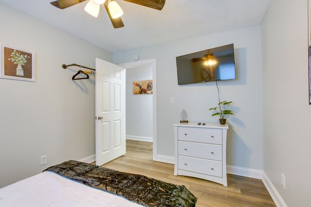 6576 E 34 Road, Cadillac, MI 49601