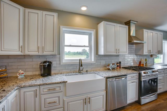 6576 E 34 Road, Cadillac, MI 49601