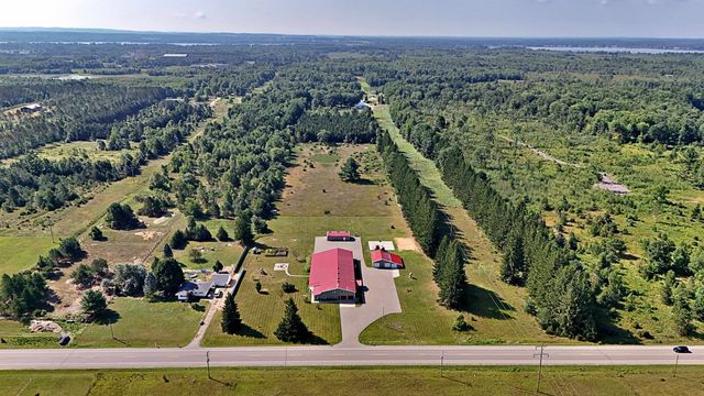 6576 E 34 Road, Cadillac, MI 49601