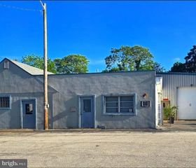 415 W OXFORD ST, Vineland, NJ 08360