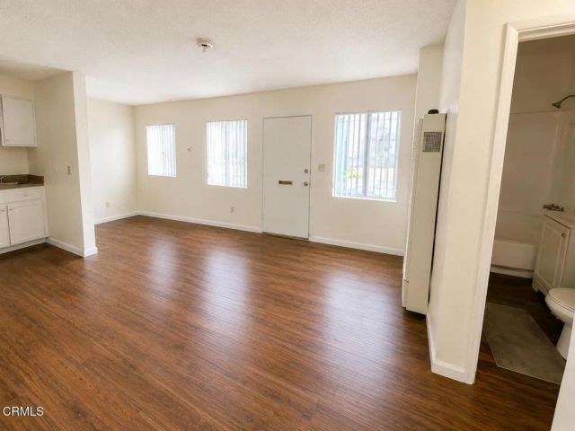 1497 W 29th Street West 3, Los Angeles, CA 90007