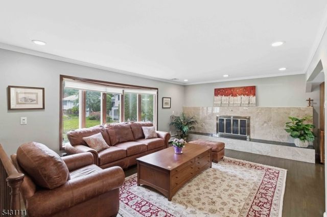 7 Keith Pl, Glen Rock Boro, NJ 07452
