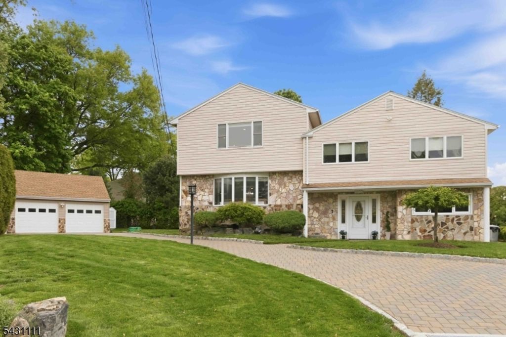 7 Keith Pl, Glen Rock Boro, NJ 07452