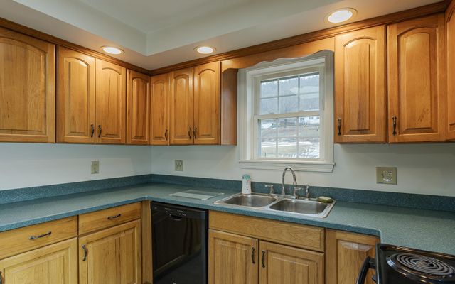 130 Eastern Avenue, Keene, NH 03431