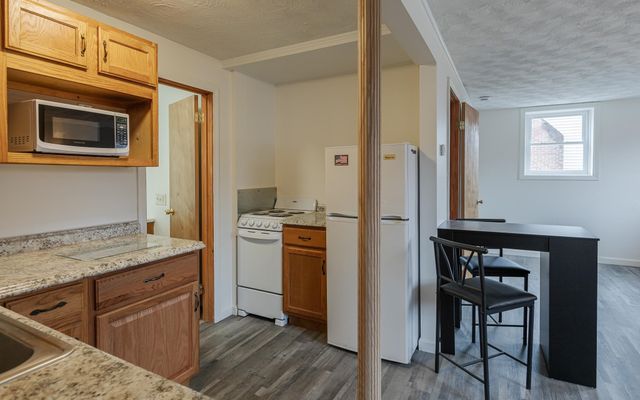 130 Eastern Avenue, Keene, NH 03431