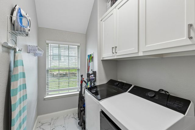6427 Lake Bluff Drive, Dallas, TX 75249