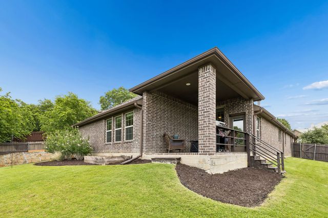 6427 Lake Bluff Drive, Dallas, TX 75249
