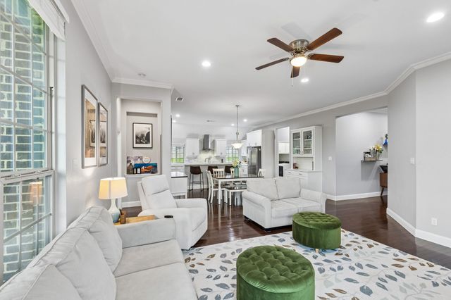 6427 Lake Bluff Drive, Dallas, TX 75249