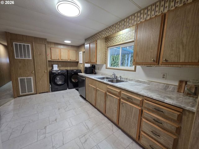 507 N 19TH Ave 49, Cornelius, OR 97113