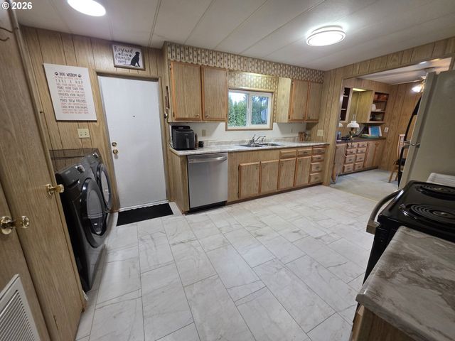 507 N 19TH Ave 49, Cornelius, OR 97113