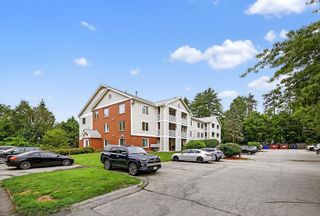 3 Timberwood Dr Unit 103, Goffstown, NH 03045
