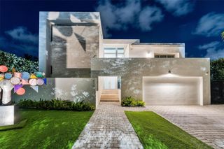 470 S Shore Drive, Miami Beach, FL 33141