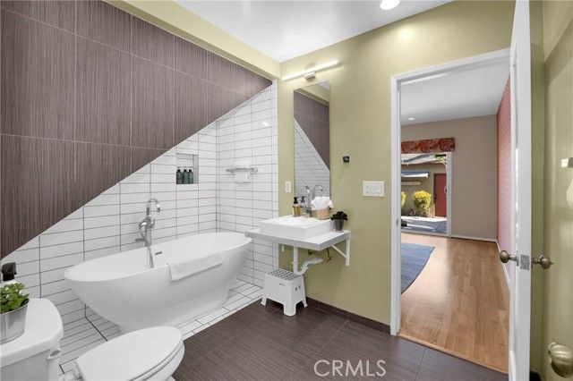 134 Bennett, Long Beach, CA 90803