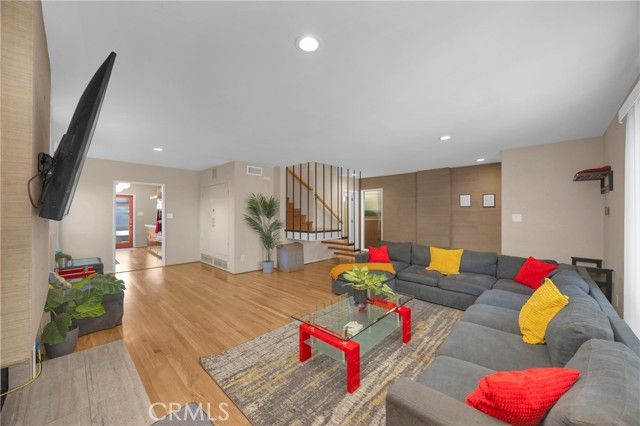 134 Bennett, Long Beach, CA 90803