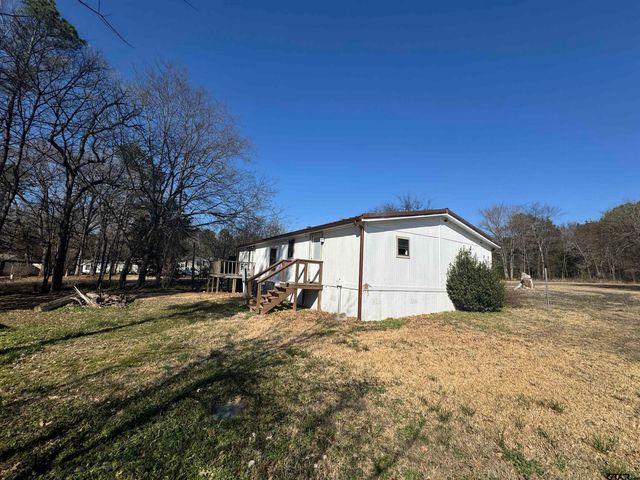 1391 San Saba, Mt Vernon, TX 75457
