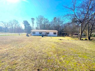 1391 San Saba, Mt Vernon, TX 75457