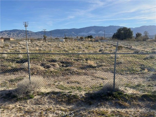 9690 Blackhawk, Lucerne Valley, CA 92356