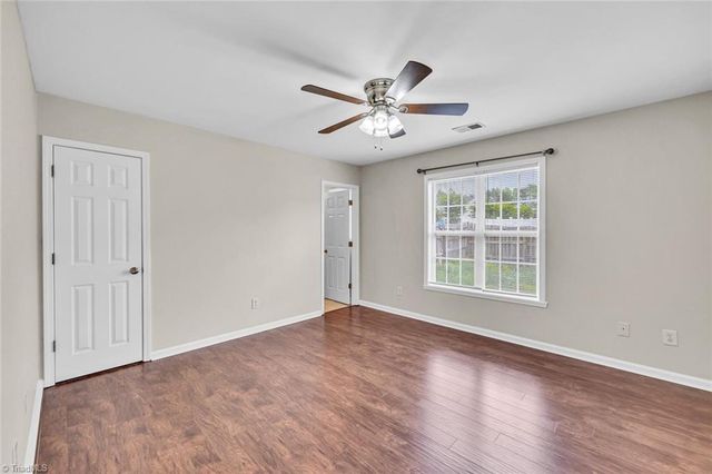 4007 Village Park Court, Winston-salem, NC 27127