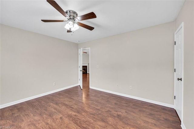 4007 Village Park Court, Winston-salem, NC 27127