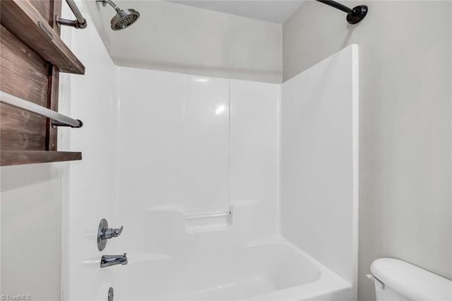 4007 Village Park Court, Winston-salem, NC 27127