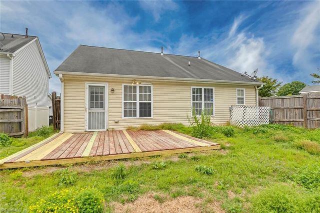 4007 Village Park Court, Winston-salem, NC 27127