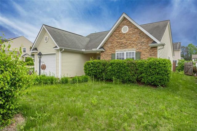 4007 Village Park Court, Winston-salem, NC 27127