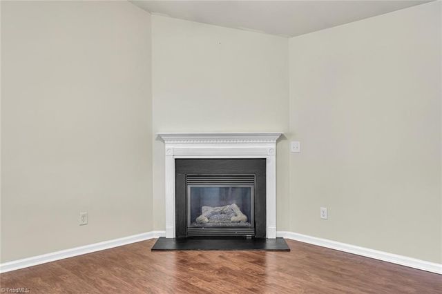 4007 Village Park Court, Winston-salem, NC 27127
