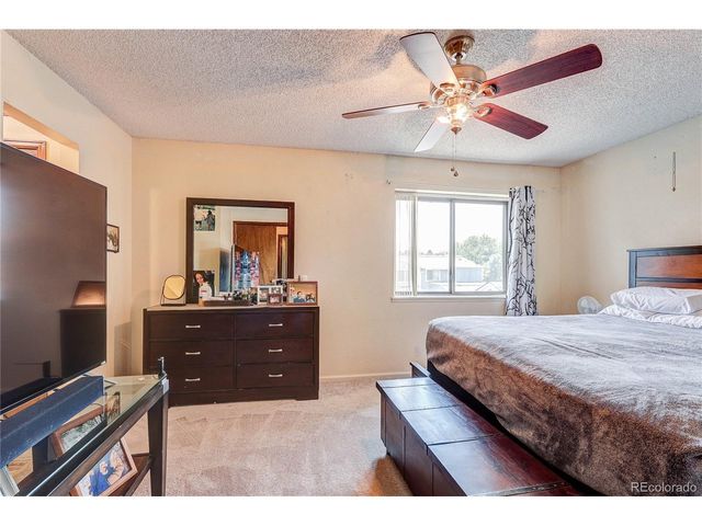 2754 S Lansing Way, Aurora, CO 80014