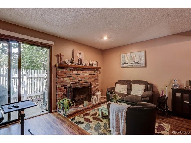 2754 S Lansing Way, Aurora, CO 80014