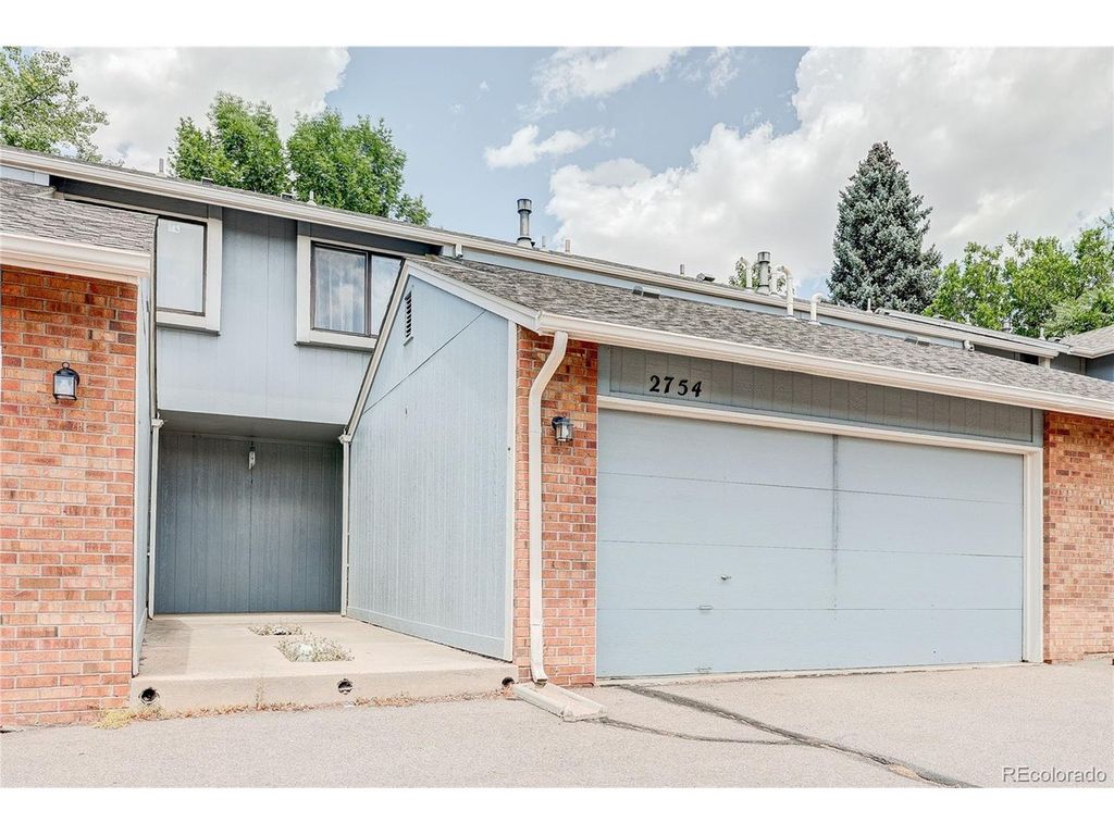 2754 S Lansing Way, Aurora, CO 80014