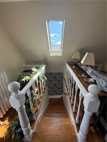 28 Calvert Street 3, Newport, RI 02840