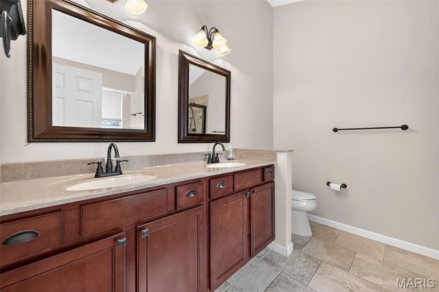 16175 Port of Nantucket, Grover, MO 63040