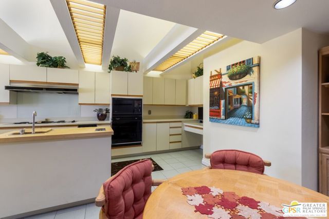 188 S Kavenish Drive, Rancho Mirage, CA 92270