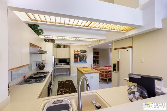 188 S Kavenish Drive, Rancho Mirage, CA 92270