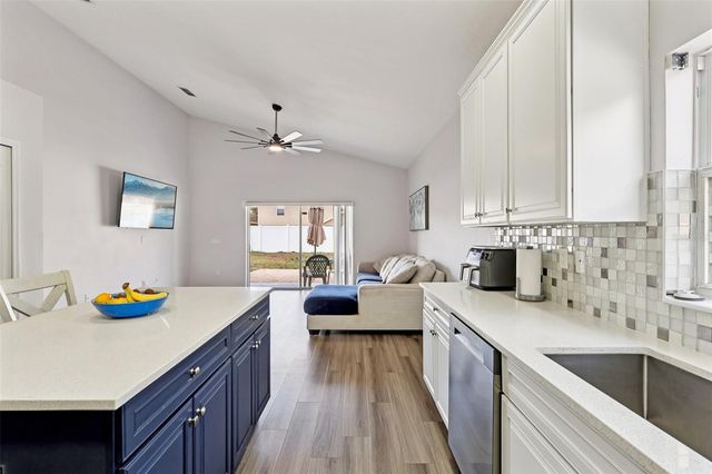 2104 CONGRESS LANE, St Cloud, FL 34769