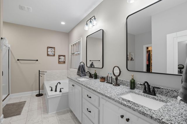 90 Zachary Dr., Hattiesburg, MS 39402