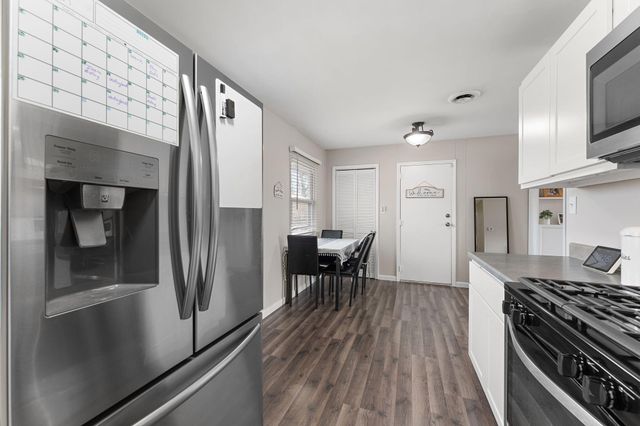 2908 W 38th Avenue, Hobart, IN 46342