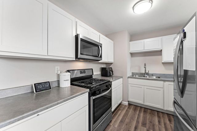 2908 W 38th Avenue, Hobart, IN 46342