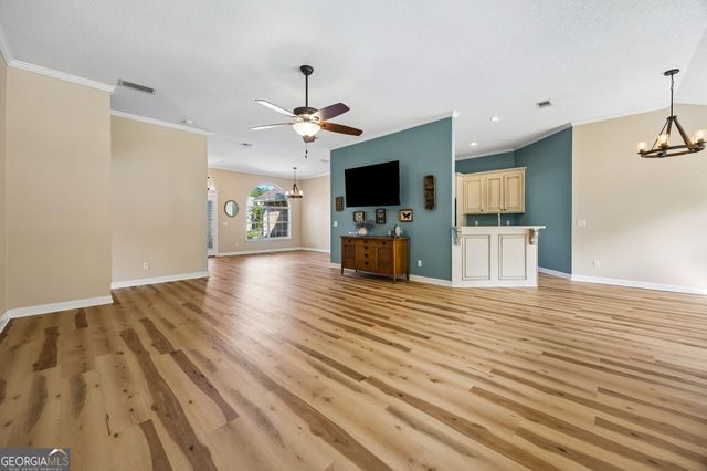 348 Deerwood Village Drive, Woodbine, GA 31569