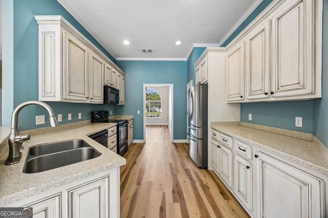 348 Deerwood Village Drive, Woodbine, GA 31569
