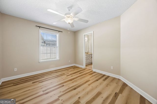 348 Deerwood Village Drive, Woodbine, GA 31569