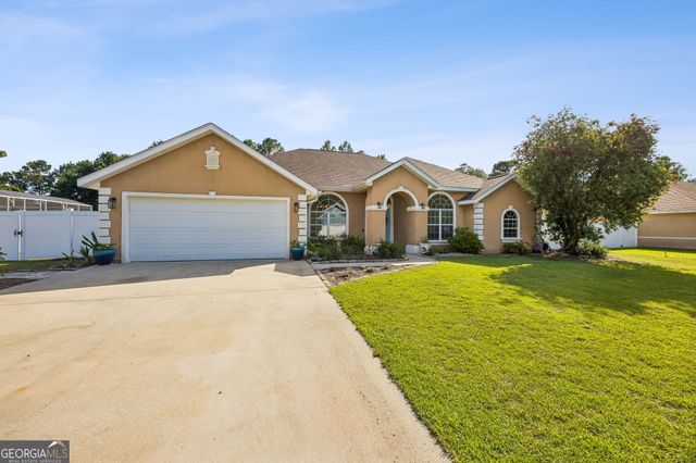 348 Deerwood Village Drive, Woodbine, GA 31569