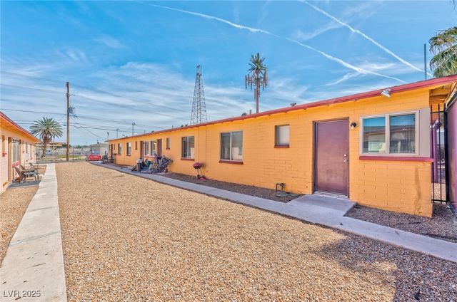 210 North 10th Street 3, Las Vegas, NV 89101