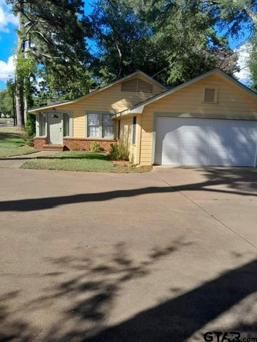 343 Bonner St, Rusk, TX 75785