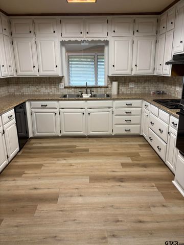 343 Bonner St, Rusk, TX 75785