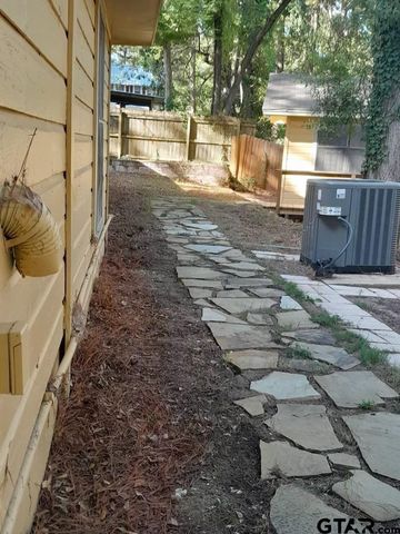 343 Bonner St, Rusk, TX 75785