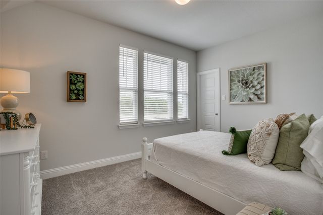 306 Ridge Drive, Justin, TX 76247