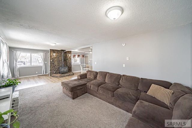 1530 Vernon Avenue, Blackfoot, ID 83221