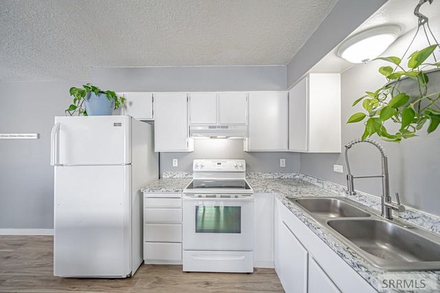 1530 Vernon Avenue, Blackfoot, ID 83221